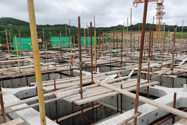 歐西建材為您分享PVC防水卷材滿粘法施工工藝！